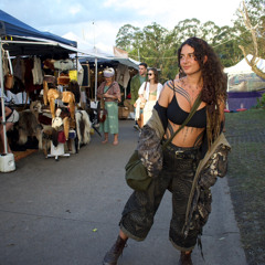 Ella Averashi