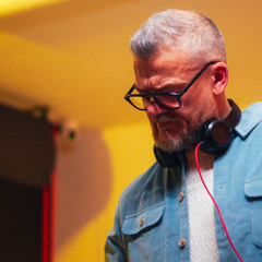 Radio Show week 3 mix 6