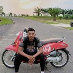 Ari N
