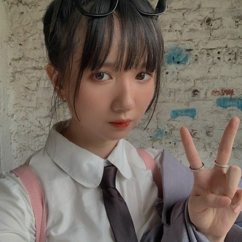 Phi Điểu Và Ve Sầu  Đỗ Khánh Hiền