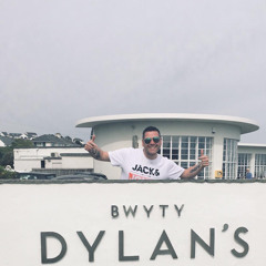Dylan 'dylberto' Roberts