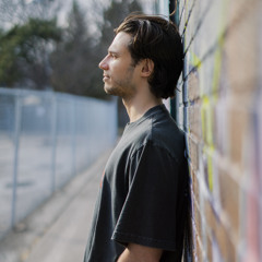 nik rakas