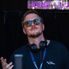 Paul Conrad