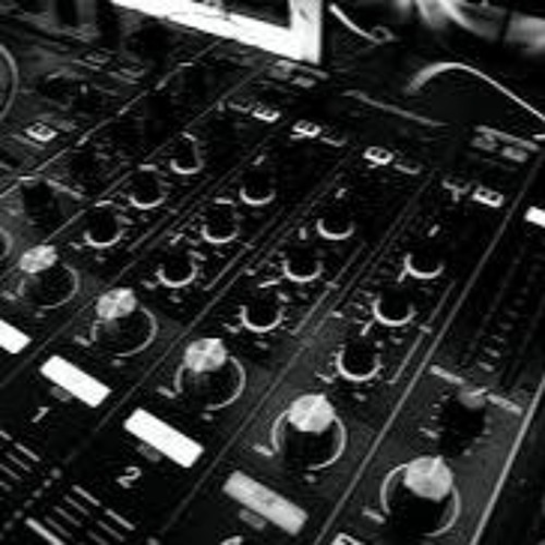 Titi Me Pregunto mix DJ JUSTN