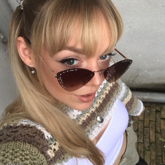 Kirsty Love
