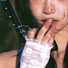 우주 위 기웃거리는 살인마🩸