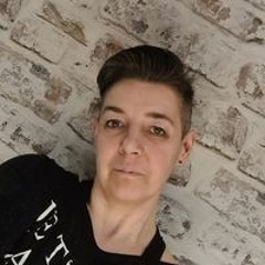 Ines Hölzer