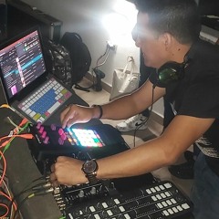 Dj Raymond Hernandez