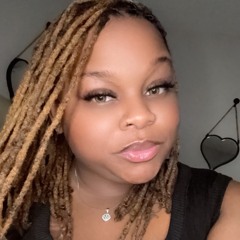 Goldie Locs