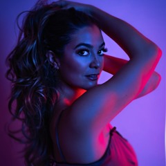 ALINA RENAE