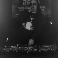 DJ Ravis