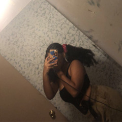 DeeDee8823