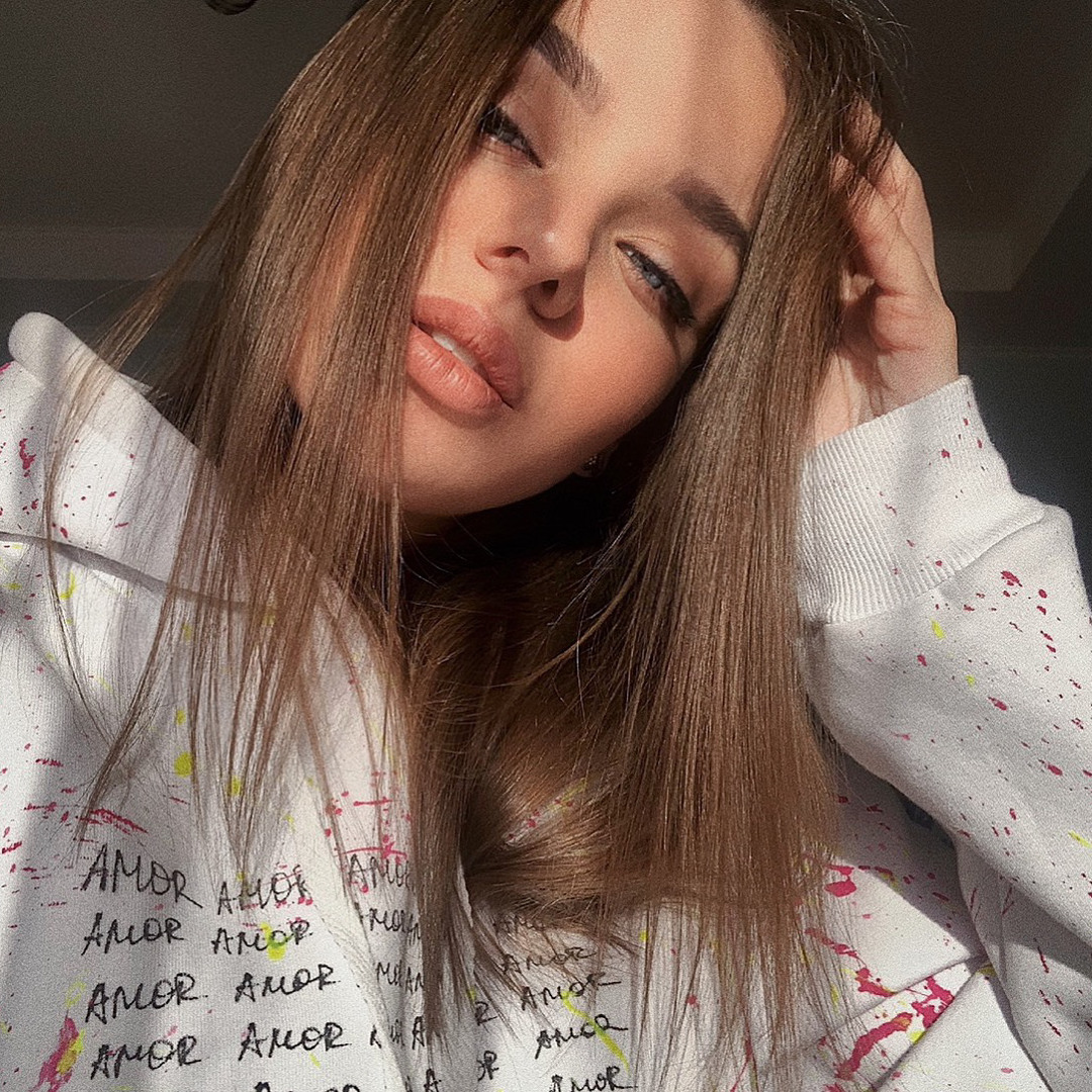 Moyaksiz trannies fotosuratlari