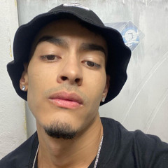 Gui Mackendziie