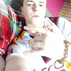 Pinder👩‍❤️‍💋‍👩🍃