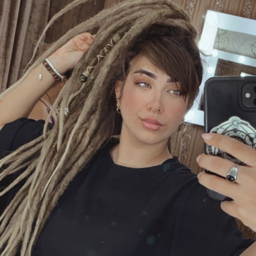 sara sharifi’s avatar