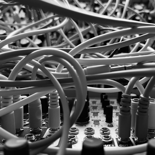 Alien Cube  -  Witchkraft freaks 158bpm demo