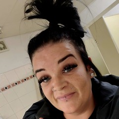 Sammiiee  Lambert