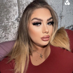 Mia Danielle 🫧💗