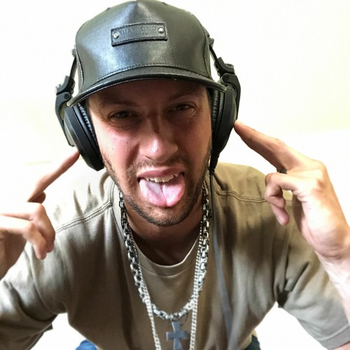 DJ Jake Low’s avatar