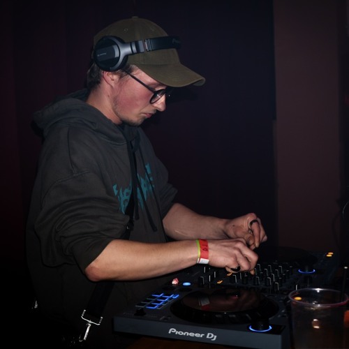 DJ D3TR1M3NT - SMAH UP