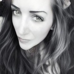 Stina Crow