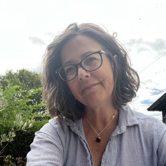 Charlotte Loukes Artist