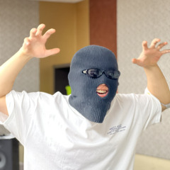 Vanat The Jean Banne