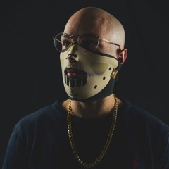 Tom_Mask_On_The_Track