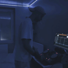 𝙊 𝙈 𝙀 𝙉