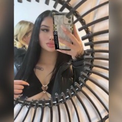Isi_versace_