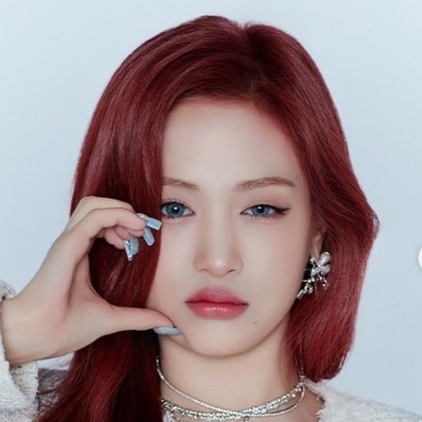 AHYEON