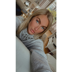 Emma Campbellxx