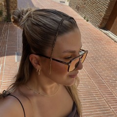 lauramloi
