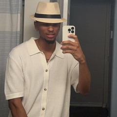 Niko Namario