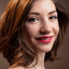 Laura Curry Soprano