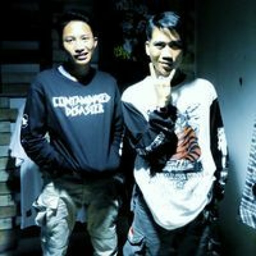 Stream Dj Dengarlah Bintang Hatiku Full Bass Terbaru 2019(MP3 70K) mp3