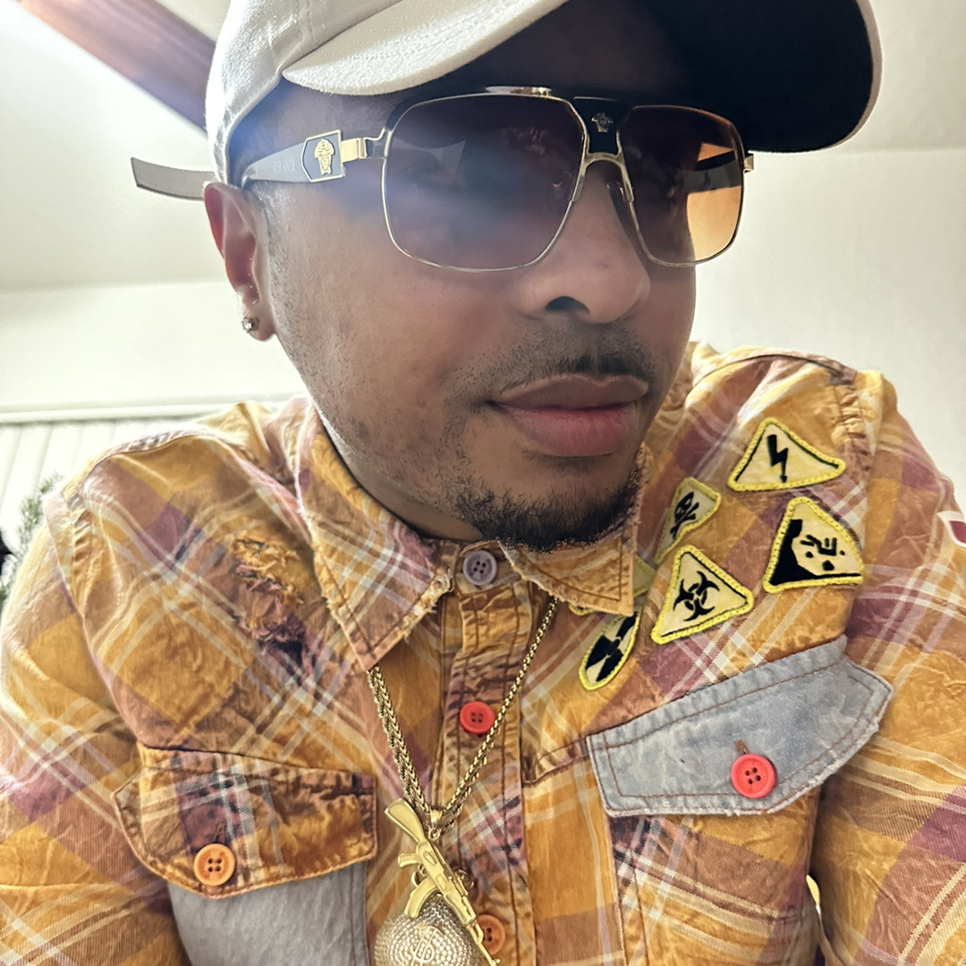 Quis Uzi’s avatar
