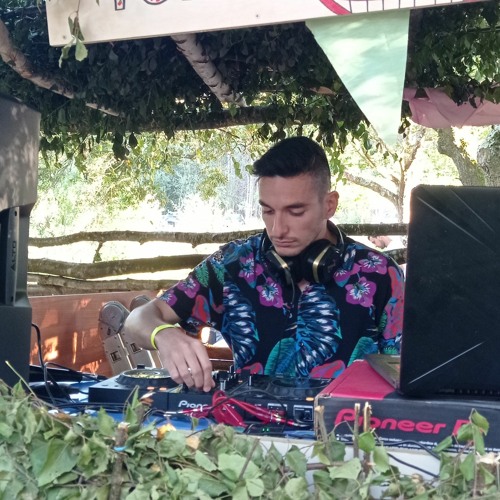 Galantis Vs. Moti - No Money Vs. Turn Me Up (Manuel De Rey Mashup)