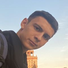 Михаил Иванов