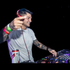 DJ RED