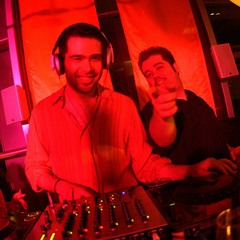 DJ CALI-Jentes