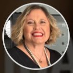 Maria Eugenia Saraiva