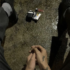 ٠٣