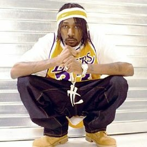 krayzie bone alone in a crowded room