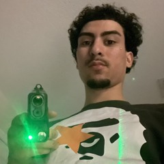 twukae (@whotfis2k!)