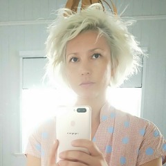 Tia Yoong