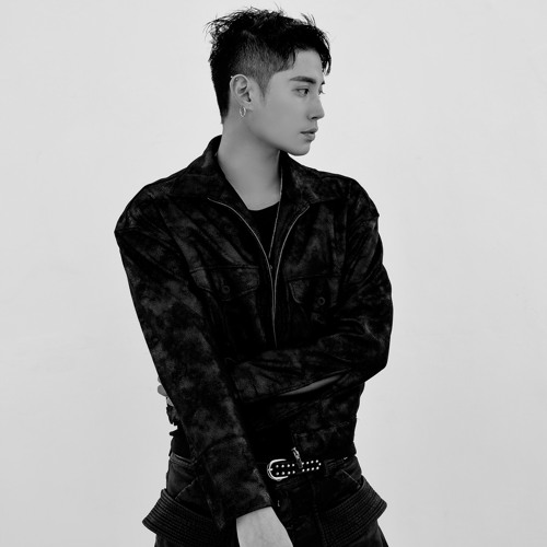 Stream KURO(KURØ001)_KR music | Listen to songs, albums, playlists for ...