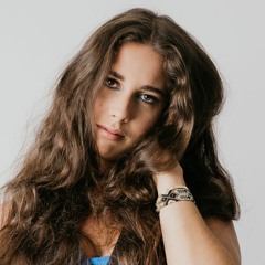 Pau Mueller, visit https://paumueller.com