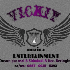 Vickiy Musica entertainment